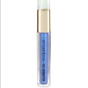 Liquid eyeshadow